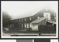 42. Uidentifisert gård i Sør-Odal - no-nb digifoto 20150805 00133 bldsa PK28975.jpg