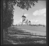 35. Ullensaker kirke - no-nb digifoto 20150210 00051 NB MIT FNR 18842.jpg