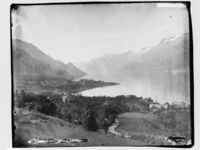 Ullensvang med Folgefonna. Foto: Marthinius Skøien (omkr. 1880–1887).