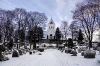 Ullern kirke i Holgerslystveien 22. Foto: Leif-Harald Ruud (2014).