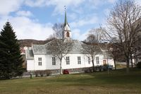 1. Ulstein kyrkje.jpg