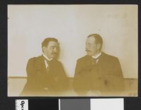 56. Ung Sam Eyde med ukjent mann - no-nb digifoto 20160420 00202 bldsa EYDE 5 13 og 14 088.jpg