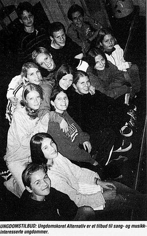 Ungdomskoret Alternativ i Harstad Tidende 06.06.1998.jpg