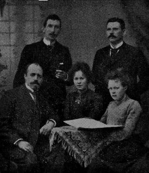 Ungdomslaget Andvake sitt første styre.jpg