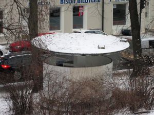 Urinal Stensparken Oslo 2013.jpg