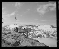 6. Utsikt Geiranger - no-nb digifoto 20160225 00176 NB MIT FNR 06071.jpg