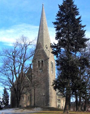 Vålerenga kirke 2012.jpg