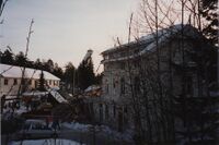 Hospitset rives, våren 1995. Foto: Torgrim Rolfsen