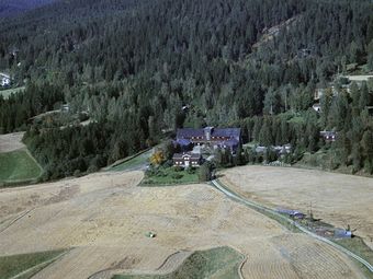 Værhaug gård.jpg