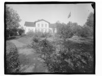 Bestyrer/direktørboligen. Foto: Marthinius Skøien/Nasjonalbiblioteket (1880-1910).