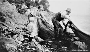 Vadfiske på Svaberg 1920 (RHB-0850).jpg