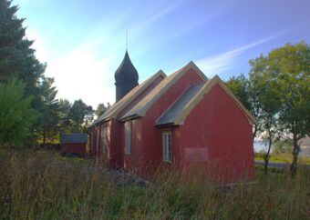 Vaeroy gamle kirke 02.jpg