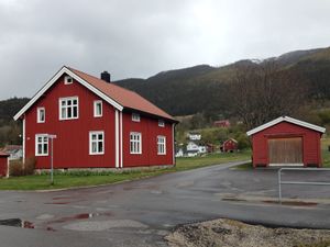 Valle, Dølevodd og Rikesvegen.JPG