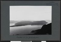 39. Vardalsø set fra Graaursfinden - no-nb digifoto 20160329 00014 bldsa NGU0528.jpg