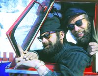 Vinteren 1964 dreiv Såve A. Bjåen og Sjur S. Vatnedalen og køyrde støypesand til Førsvatn med weaselen til Otteraaens Brugseierforening. Foto: Gerd Fosse Hovden