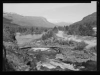 24. Ved Bjorli, Romsdal - no-nb digifoto 20150219 00181 NB MIT FNR 16445.jpg