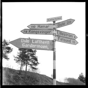 Veiskilt Kjellerholen 1953.jpg