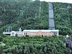 Vemork kraftstasjon ved Rjukan (1911). Foto: Siri Iversen (2010).