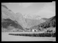 13. Venjetindene, Romsdal - no-nb digifoto 20150219 00182 NB MIT FNR 16461.jpg