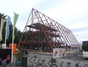Vernebygg for Gjøa under bygging 2012.jpg