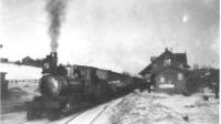 Tog på Vestfossen stasjon rundt år 1900.