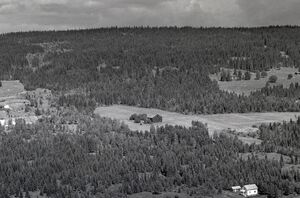 Vestre Ås 0414-00450- siste bygning på gardstunet på Ås.jpg