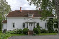 Den tidligere Vestre Bærum prestegård i Evjebakken 23. Foto: Leif-Harald Ruud (2023).