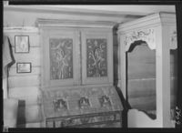 78. Vestre Hegtveidt, Lårdal, skap og senge krone - no-nb digifoto 20151013 00407 NB MIT FNR 05409.jpg