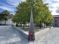 Veteranmonumentet, Nasjonalt veteranmonument som ble avduket av kong Harald 27. august 2021 og hedrer alt personell som har tjenestegjort i internasjonale operasjoner etter 1945. Foto: Forsvaret