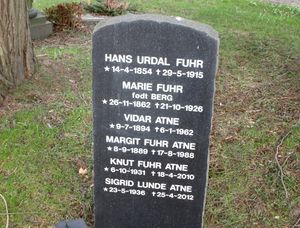 Vidar Atne familiegrav Oslo.jpg