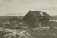 50. Vik Øvre, Telemark - Riksantikvaren-T169 01 0068.jpg