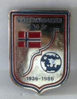 12. Vikersundbakken 50 år nål.jpg