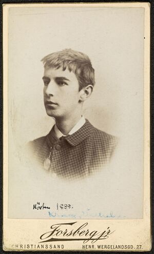 Vilhelm Krag 1888 (visittkortfoto, blds 08646).jpg