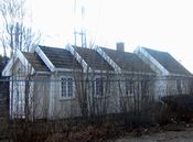 Vokterbolig ("Trekkspillet") ovenfor Bryn stasjon, Oslo, på Hovedbanen. Foto: Stig Rune Pedersen