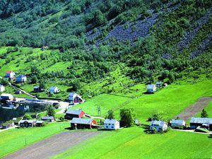 Volda Steinsvika1963 W105749.jpg