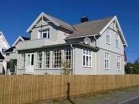 46. Welhavens vei 18 (Larvik).jpg