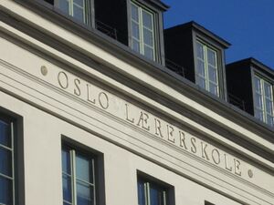 Wergelandsveien 29 Oslo 2013 detalj gesims.jpg