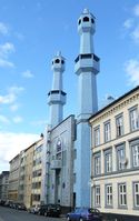 Moskéen til Central Jam-e-Mosque, World Islamic Mission i Åkebergveien 28b i Oslo ble åpnet i 1995. Foto: Chell Hill (2007).